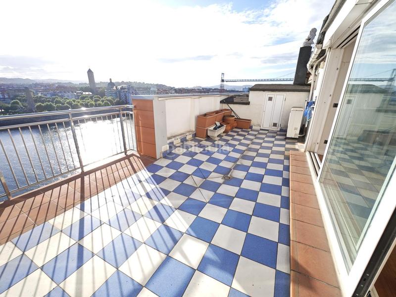 Foto af262837-4cd7-4a48-a9f9-05f607191b63. Duplex con riscaldamento in Casco Viejo - Muelle Portugalete