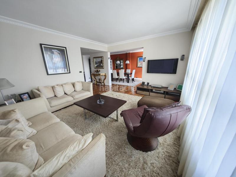 Foto bb2c3158-d5a4-4e07-b4f1-fa6067f3f8cc. Duplex con riscaldamento in Casco Viejo - Muelle Portugalete