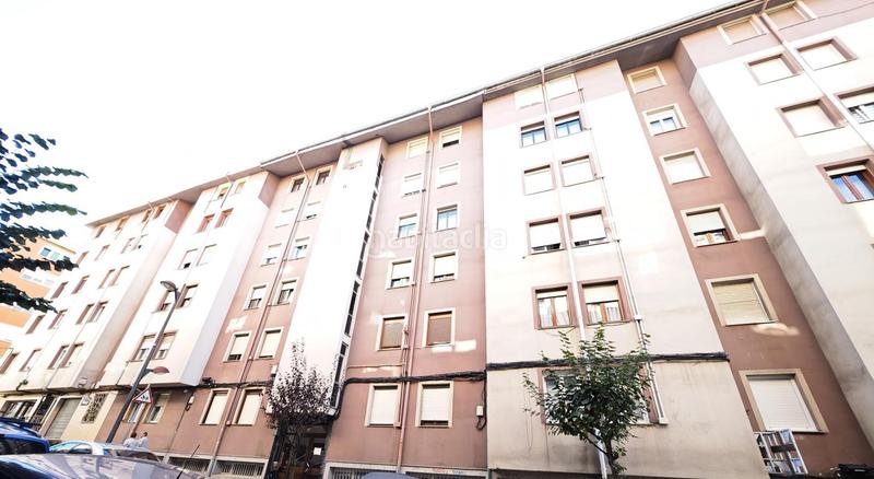 Foto ca0b371b-33f8-42b4-adb8-91a2ec897e96. Flat with heating in Rontegui-Pormetxeta Barakaldo