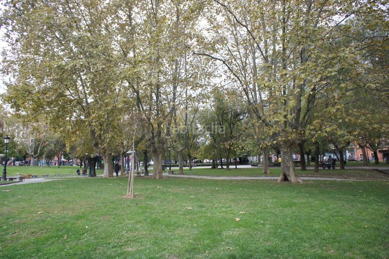 Foto 49f5b4de-84f1-4ae3-a979-45930c0aee3f. Local comercial a Centro Barakaldo