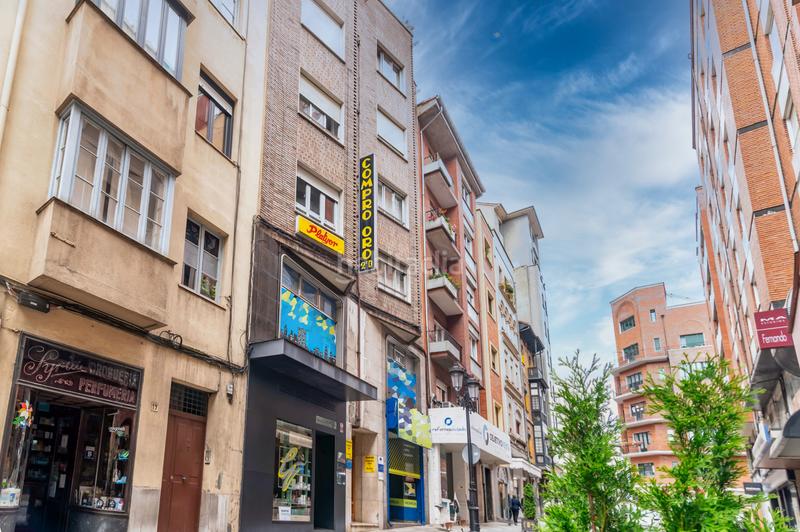 Foto 88526a82-ce90-4e39-bb24-71ddc82a1d38. Rent business premise in Salesas - Foncalada - Campoamor Oviedo