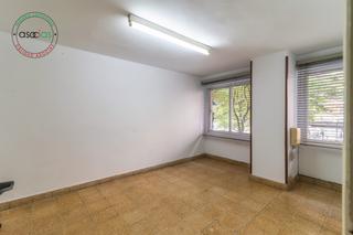 Geschäftsraum in Gijón - calle emilio tuya 47. Local comercial totalmente instalado barrio la arena