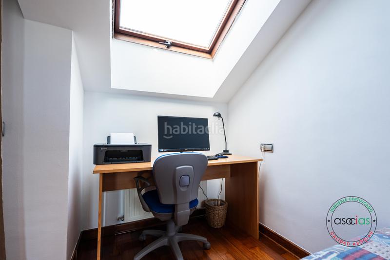 Foto 7fa63fad-7f6d-44d1-8d09-b5b42b1ce6d3. Piso en Gijón - calle concejo de somiedo 8 venta precioso duplex con dos terrazas en concejo de somiedo 8 Viesques gijon 415.000 en Gijón
