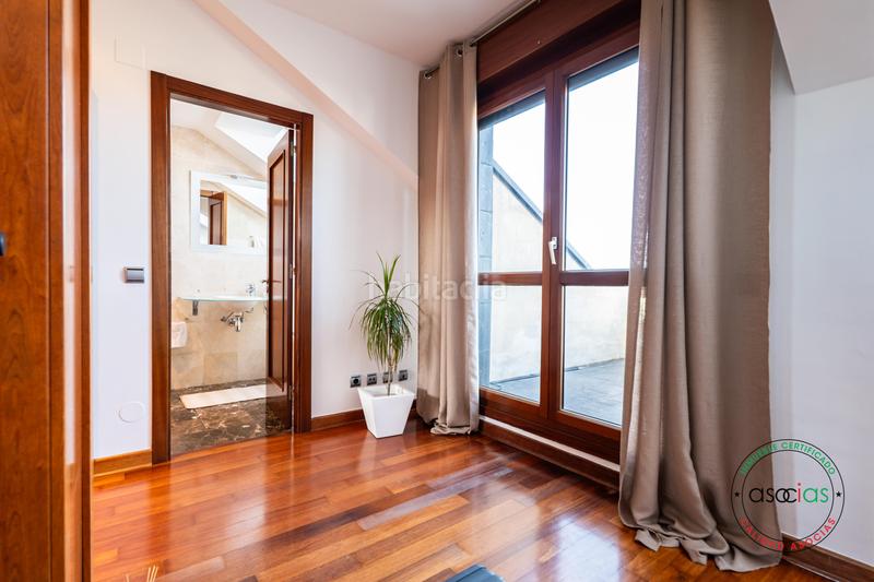 Foto 86c19a81-7112-4188-833f-295d08e2762f. Piso en Gijón - calle concejo de somiedo 8 venta precioso duplex con dos terrazas en concejo de somiedo 8 Viesques gijon 415.000 en Gijón