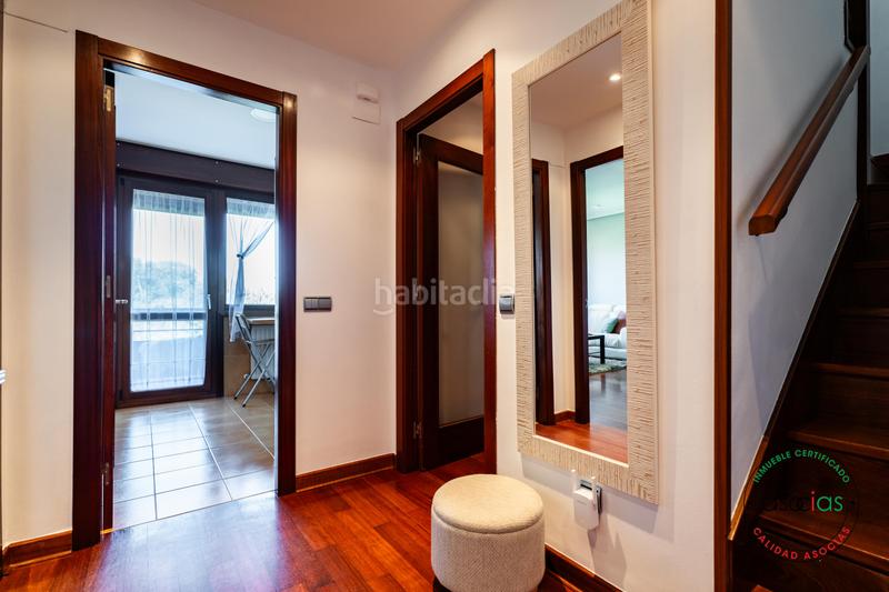 Foto a15773c9-bb48-4889-9fb5-d4614a7bc679. Piso en Gijón - calle concejo de somiedo 8 venta precioso duplex con dos terrazas en concejo de somiedo 8 Viesques gijon 415.000 en Gijón