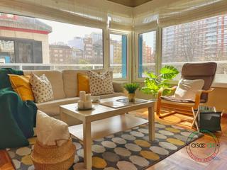 Flat en Gijn - calle emilio tuya 25. A dos pasos de la playa, luminoso y amplio