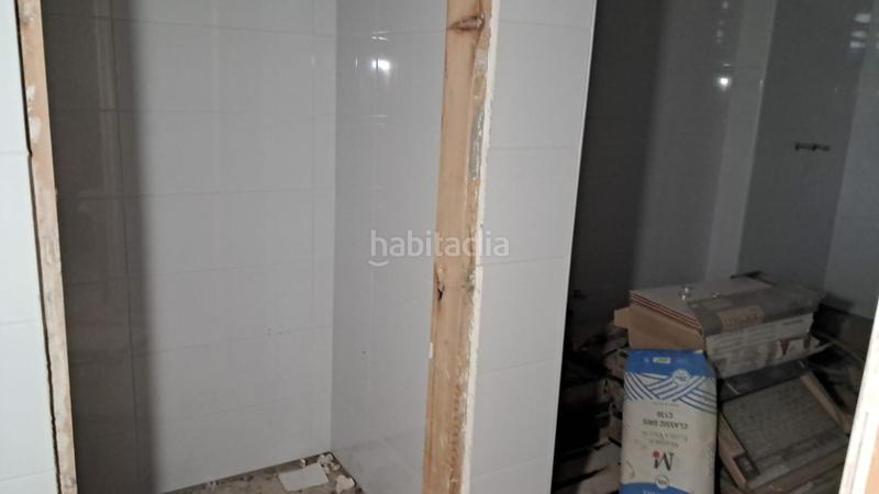 Foto 392cefae-ccee-4bea-b3c7-1b7199c93c1c. Rent business premise in Viesques Gijón