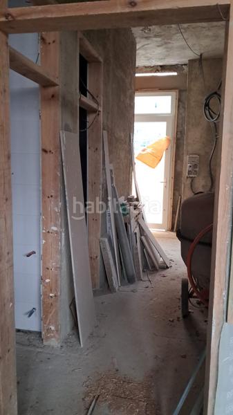 Foto 64b5a67d-3050-41aa-ae6d-641ed409132e. Rent business premise in Viesques Gijón