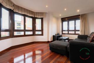 Appartamento in Gijón - calle pepe ortiz 23. Venta piso 3 dorm garaje y trast calle pepe ortiz 23 parque peri