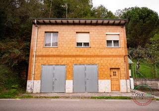 Casa a San martín del rey aurelio - la llave 14. Casa con terreno en san martín del rey aurelio