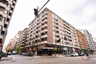 Pis a Gijón - calle emilio tuya 53. Venta vivienda 4 dormit,  120 m2 constr, playa gijon 385.000