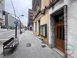 Locale commerciale in Gijón - calle ramon y cajal 22. Oportunidad de inversión 8 trasteros ramon y cajal cerca playa g