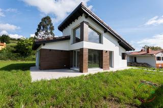 House en Gijn - camino de faldovin 100. Venta precioso chalet a estrenar a 10 km de gijn