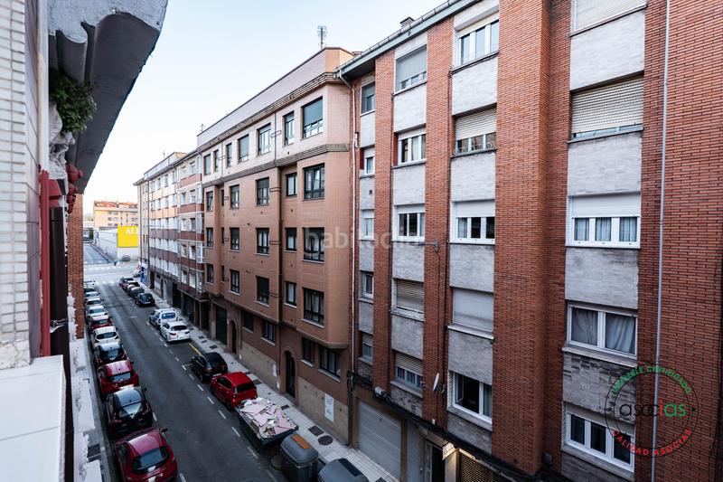 Foto b369ac48-528f-48b5-88fe-3de7de6fe110. Appartamento in Gijón - calle pinzon 18 in La Calzada Gijón