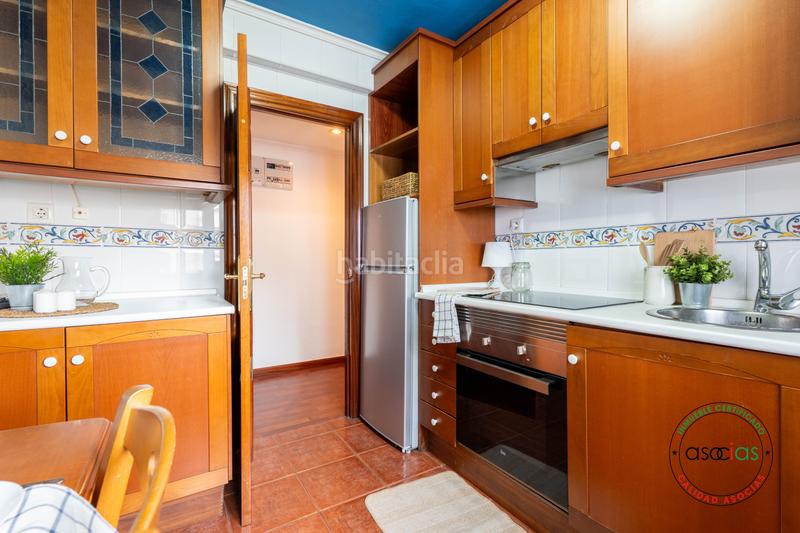 Foto ae12d535-569d-4b00-816b-7925c22d5e49. Pis a Gijón - calle castro romano 2 a Cimadevilla Gijón