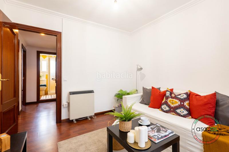 Foto eb0695a0-95ca-497c-ac90-aac0a771a0e2. Pis a Gijón - calle castro romano 2 a Cimadevilla Gijón