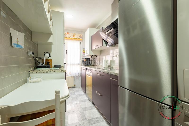 Foto ccb97cba-0185-4f0e-bb35-e968d5bd1d52. Flat with heating in Ceares Gijón