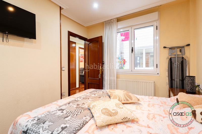 Foto d14a9888-08c7-4869-be3a-d90dc401869f. Flat with heating in Ceares Gijón
