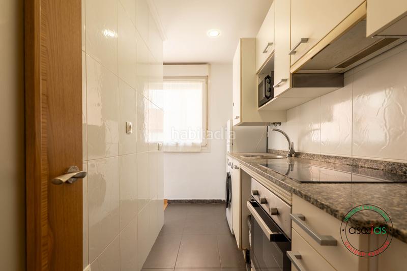 Foto 1dfa849d-d259-42c0-a620-c4d8d6f2c57b. Piso en Gijón - calle hernan cortes 17 venta de apartamento en La Calzada en Gijón