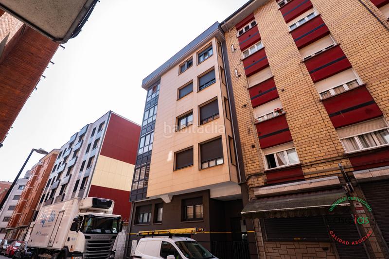 Foto 4b6fa375-670d-4db3-ae73-3088b97da9fb. Piso en Gijón - calle hernan cortes 17 venta de apartamento en La Calzada en Gijón