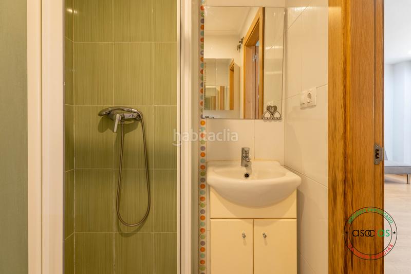 Foto cf7f0a5d-589f-48e3-9ab4-bad447bfc924. Piso en Gijón - calle hernan cortes 17 venta de apartamento en La Calzada en Gijón