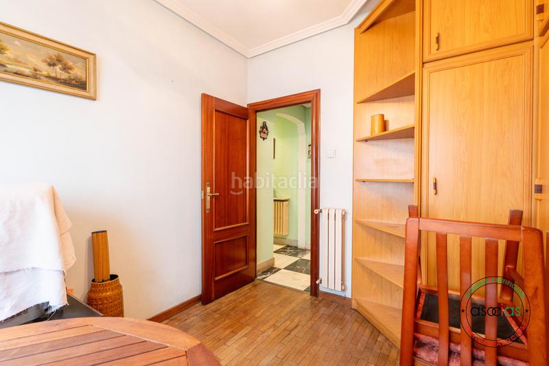 Foto 2b204729-6290-495d-815c-a337dd234cdf. Piso en Gijón - calle cean bermudez 46 venta de piso centrico en Gijón