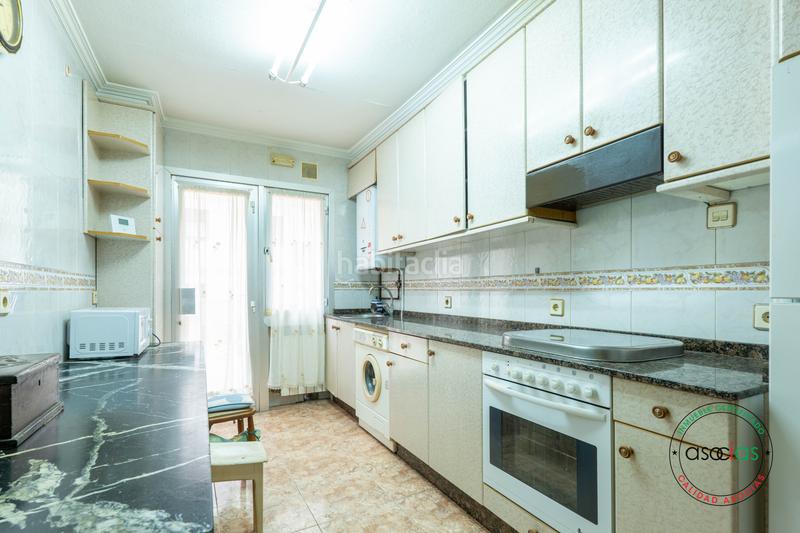 Foto 3f1c7fc0-6ff6-4595-934d-dff9eeb8096b. Piso en Gijón - calle cean bermudez 46 venta de piso centrico en Gijón