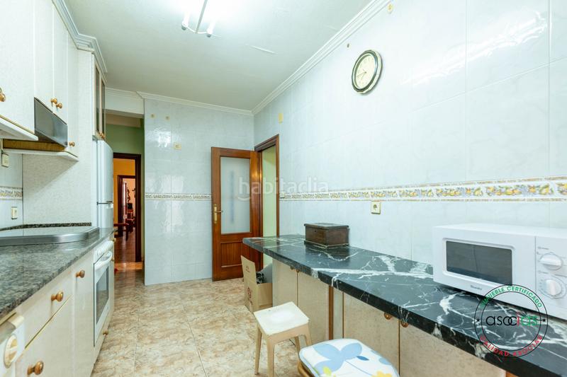 Foto 4ddb98f1-430d-4ee4-8b56-0c8b71951ce3. Piso en Gijón - calle cean bermudez 46 venta de piso centrico en Gijón