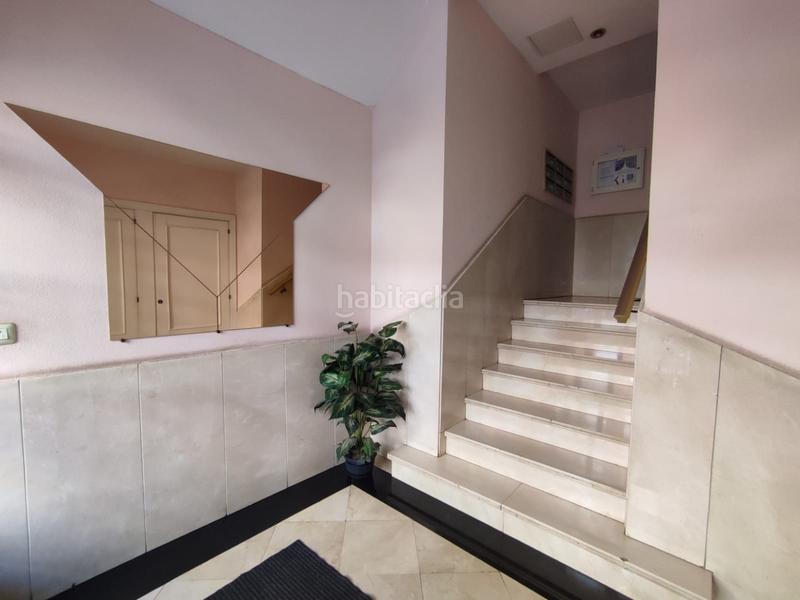 Foto 1681d9d0-a92a-41e7-a2d9-819ec8e8ba42. Alquiler piso fantástica vivienda en la calle ramón areces. en Gijón