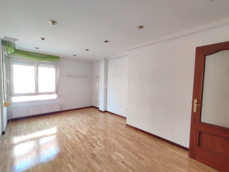 Foto 881fa36e-5963-4269-aa4d-945016174b3c. Location appartement avec chauffage dans Pumarín Gijón