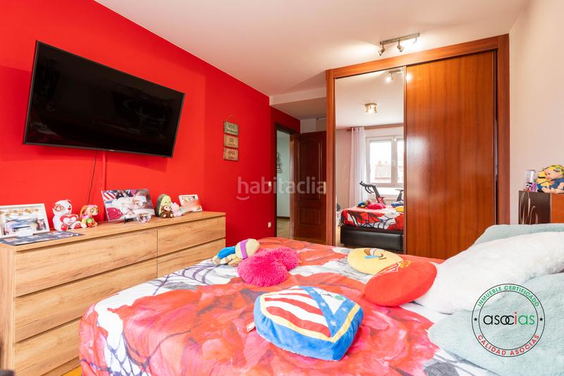 Foto 1db1eb1b-6679-44e8-b7da-72f0a0568a69. Piso en Gijón - calle matilde de la torre 15 venta piso en zona Roces 2 dormitorios 2 baños luminoso y soleado en Gijón