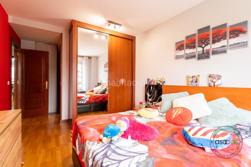 Foto 3196f764-6c9e-4489-9a34-36c78975d9bd. Piso en Gijón - calle matilde de la torre 15 venta piso en zona Roces 2 dormitorios 2 baños luminoso y soleado en Gijón