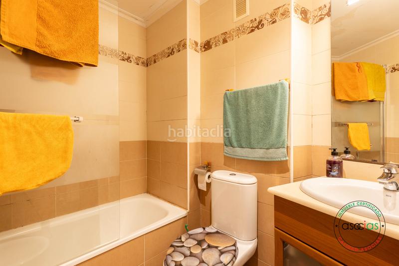 Foto 405b7150-c195-4170-b711-cf585783e37d. Piso en Gijón - calle matilde de la torre 15 venta piso en zona Roces 2 dormitorios 2 baños luminoso y soleado en Gijón