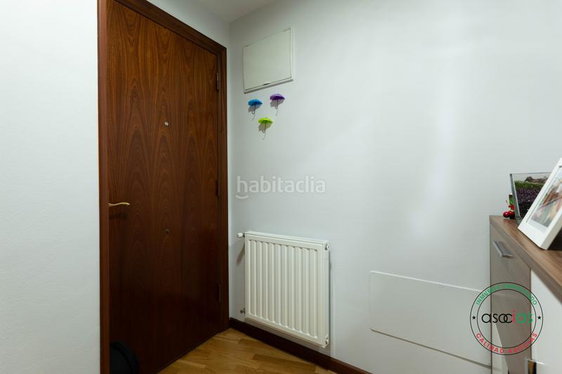 Foto b58b0ee1-1257-4954-a579-660578fc0405. Piso en Gijón - calle matilde de la torre 15 venta piso en zona Roces 2 dormitorios 2 baños luminoso y soleado en Gijón