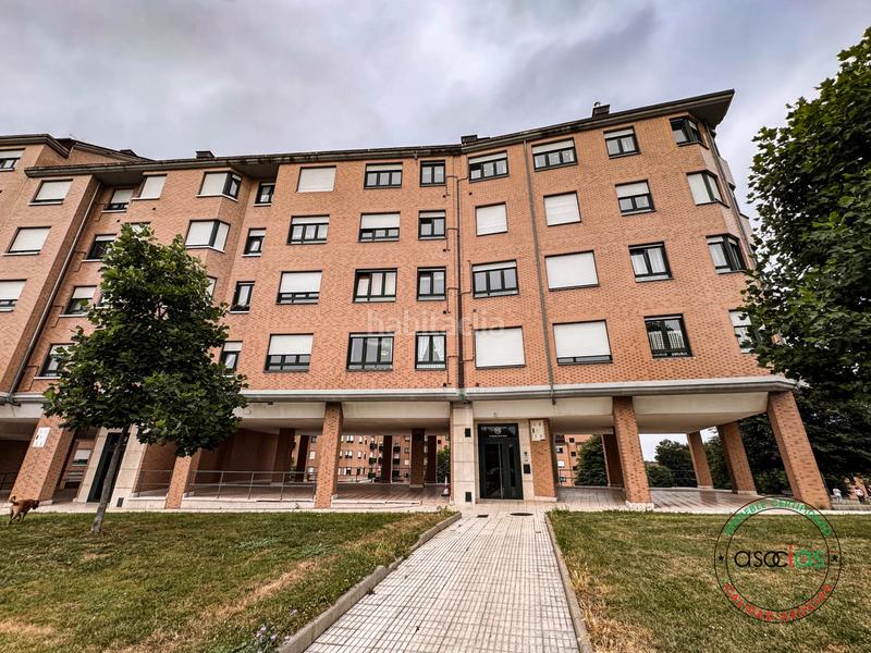 Foto beaacf9e-daeb-40a4-bf25-20bb7facbe05. Piso en Gijón - calle matilde de la torre 15 venta piso en zona Roces 2 dormitorios 2 baños luminoso y soleado en Gijón