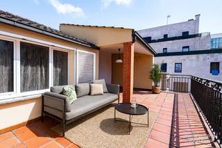 Penthouse in Gijón - calle granados 14. Oportunidad única de casa independiente en pleno corazón de gijó