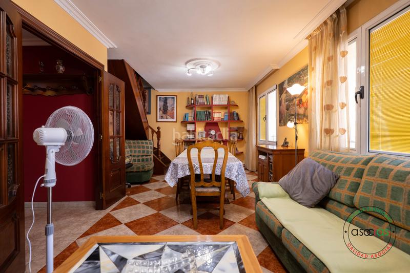 Foto 11db4787-b0b6-4660-b388-bf655f62b3ec. Ático en Gijón - calle granados 14 oportunidad única de casa independiente en pleno corazón en Gijón