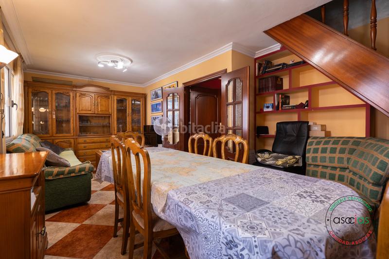 Foto 5d624360-9a94-4017-aa14-37563b5cbea4. Ático en Gijón - calle granados 14 oportunidad única de casa independiente en pleno corazón en Gijón