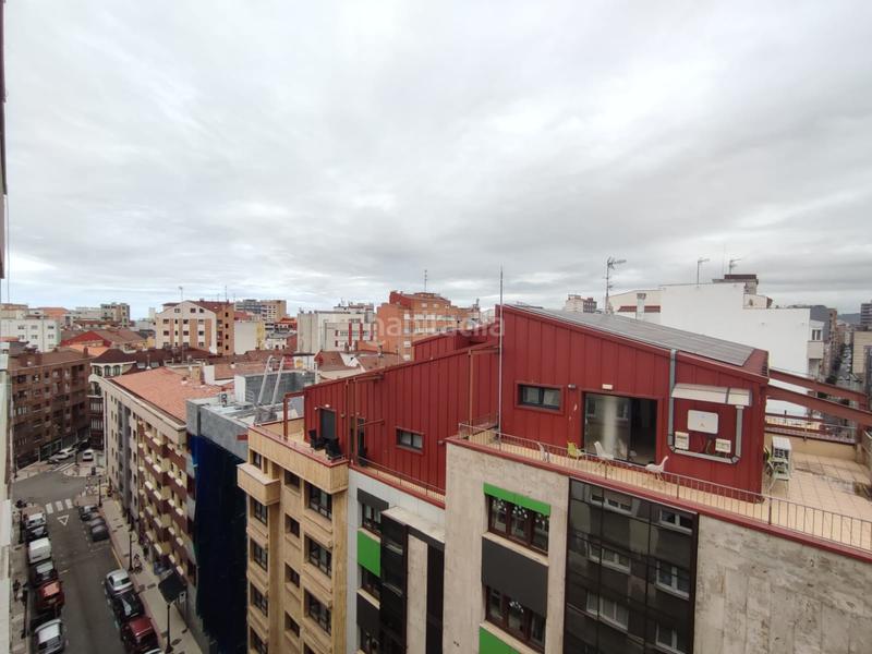 Foto daec514f-233b-42f9-9719-7eb6075cc633. Alquiler piso fantástica vivienda en la calle celestino junquera. en Gijón