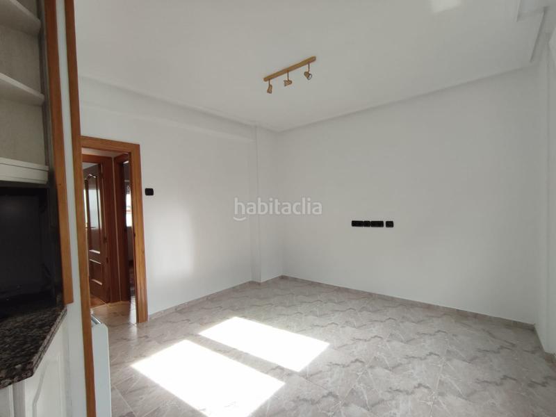 Foto 9d4bba00-3d47-4892-a0a6-794200f1c69c. Rent flat with heating in La Arena Gijón