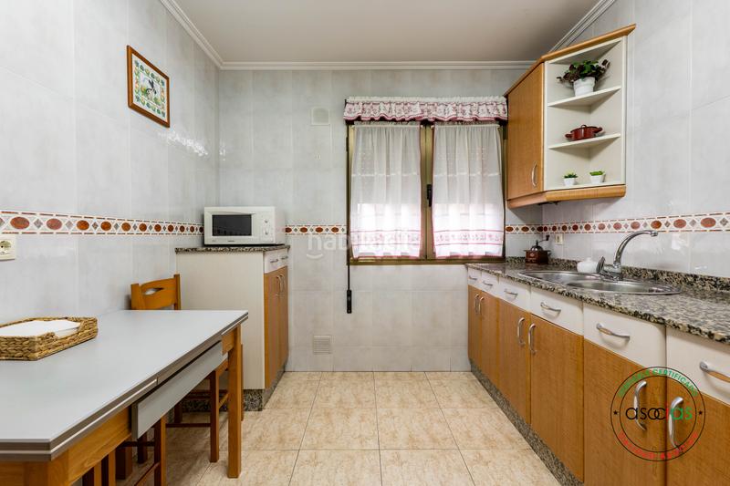 Foto 0d1384c4-1bf9-43e8-8960-1a8ce6f1e077. Piso en Gijón - calle lima 1 venta de piso en La Calzada en Gijón