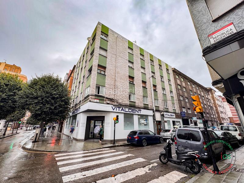 Foto a4853f8a-bc31-49d5-9d69-338f7a516ae2. Piso en Gijón - calle lima 1 venta de piso en La Calzada en Gijón