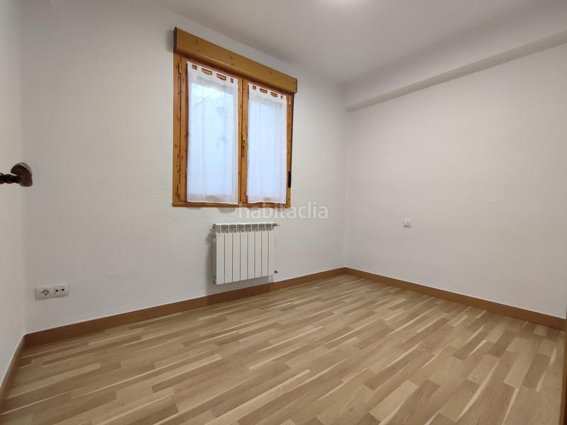 Foto d51357aa-c899-42a5-b38e-5693b9b3e2f6. Lloguer pis amb calefacció a La Calzada Gijón