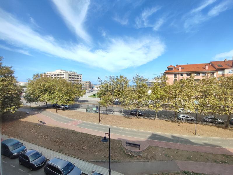 Foto f8d2e39e-2fdf-4c30-85fc-dd0aa93589fd. Location appartement avec chauffage dans La Calzada Gijón