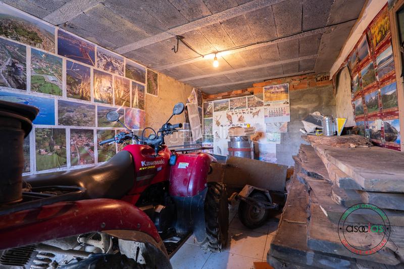 Foto 8645f5ce-0d99-46e2-9c41-1bc1c5add2fc. Casa in Caso - lugar la felguerina 5 in Caso