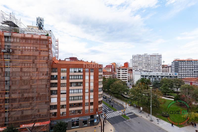 Foto 71597cab-7b3c-4b88-9807-a40e6ade0ac5. Pis a Gijón - avenida schulz 1 a Centro Gijón