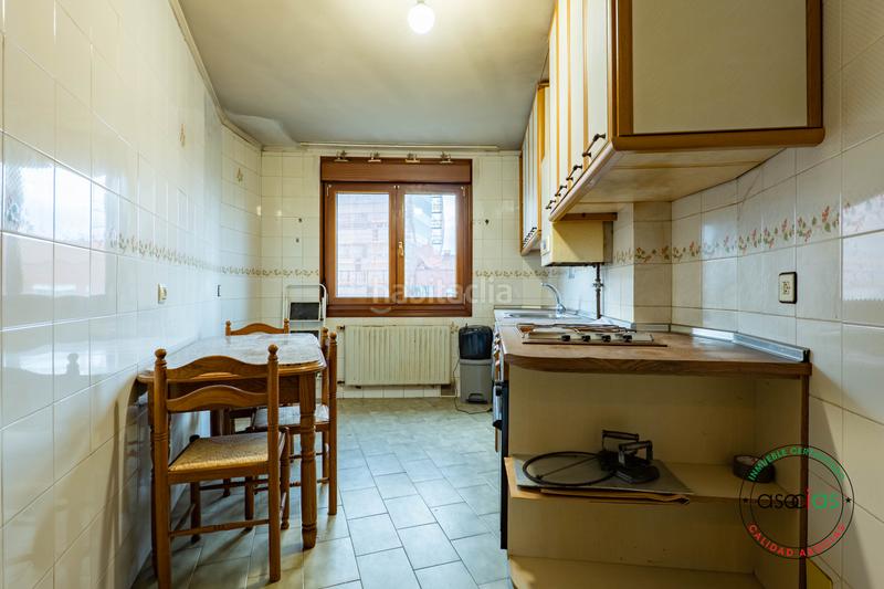 Foto 785fbb2b-c550-4324-ab1a-117508a52570. Pis a Gijón - avenida schulz 1 a Centro Gijón