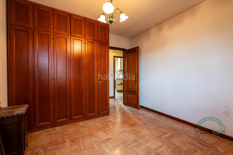 Foto d144a368-c4d7-48f0-8560-59990eebb306. Pis a Gijón - avenida schulz 1 a Centro Gijón