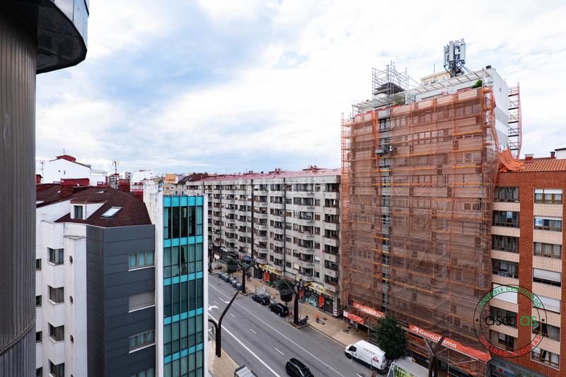 Foto ed7d8a1f-f1fe-452e-94e0-f660d7b9bb16. Pis a Gijón - avenida schulz 1 a Centro Gijón
