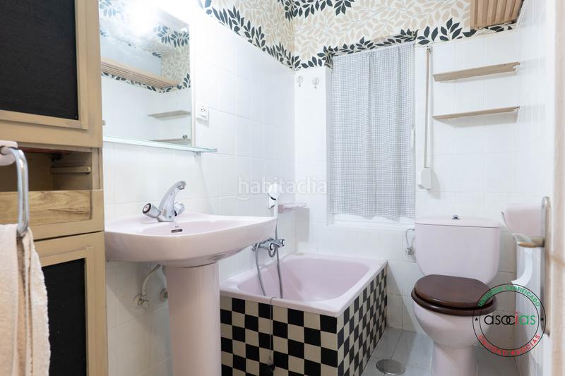 Foto 5889c4f7-b70d-474c-8858-51256948ae1f. Flat with heating in El Coto Gijón